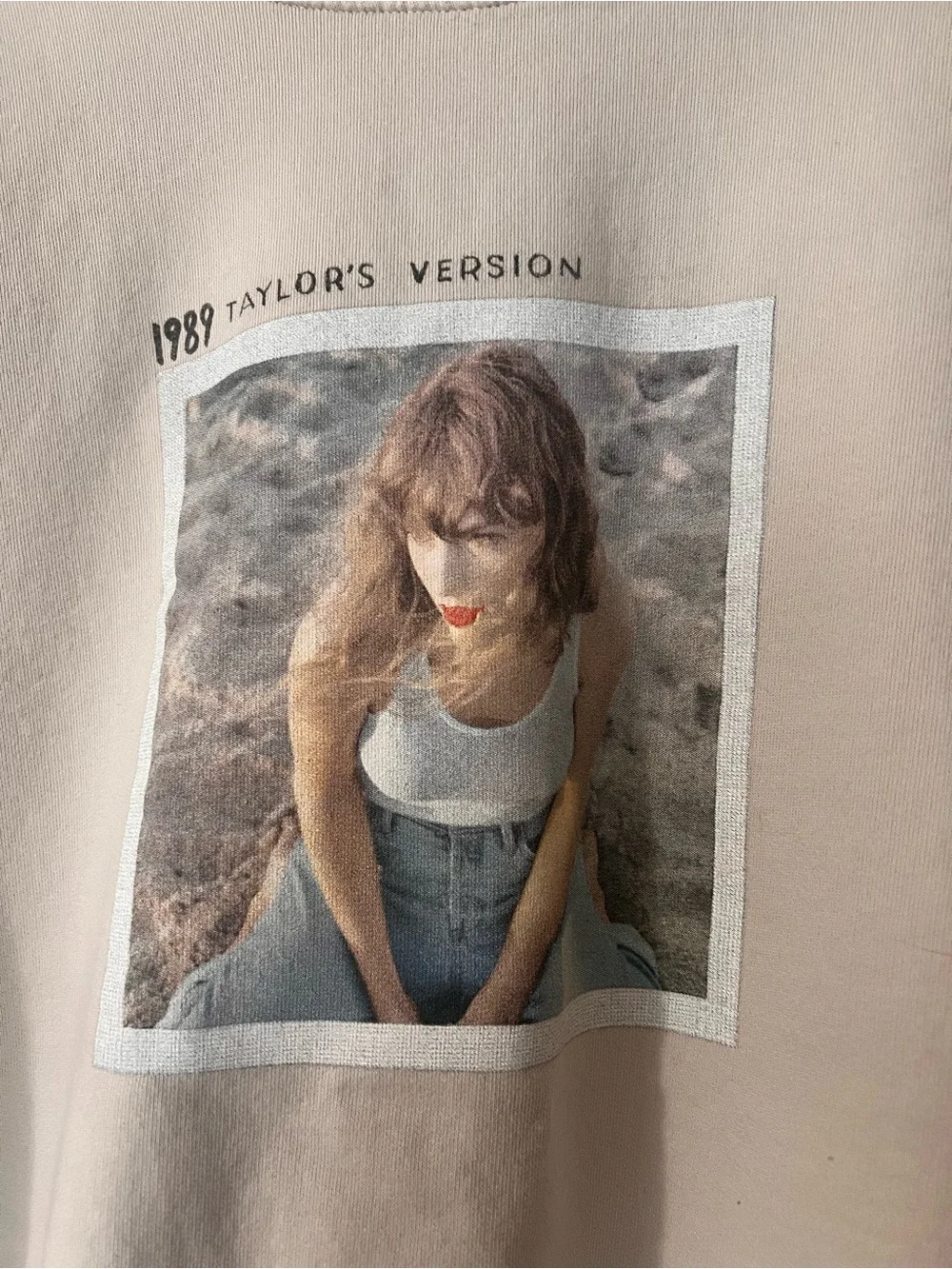 Taylor Swift 1989 Cream Sweatshirt